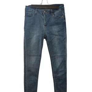 Women’s Blue Jeans